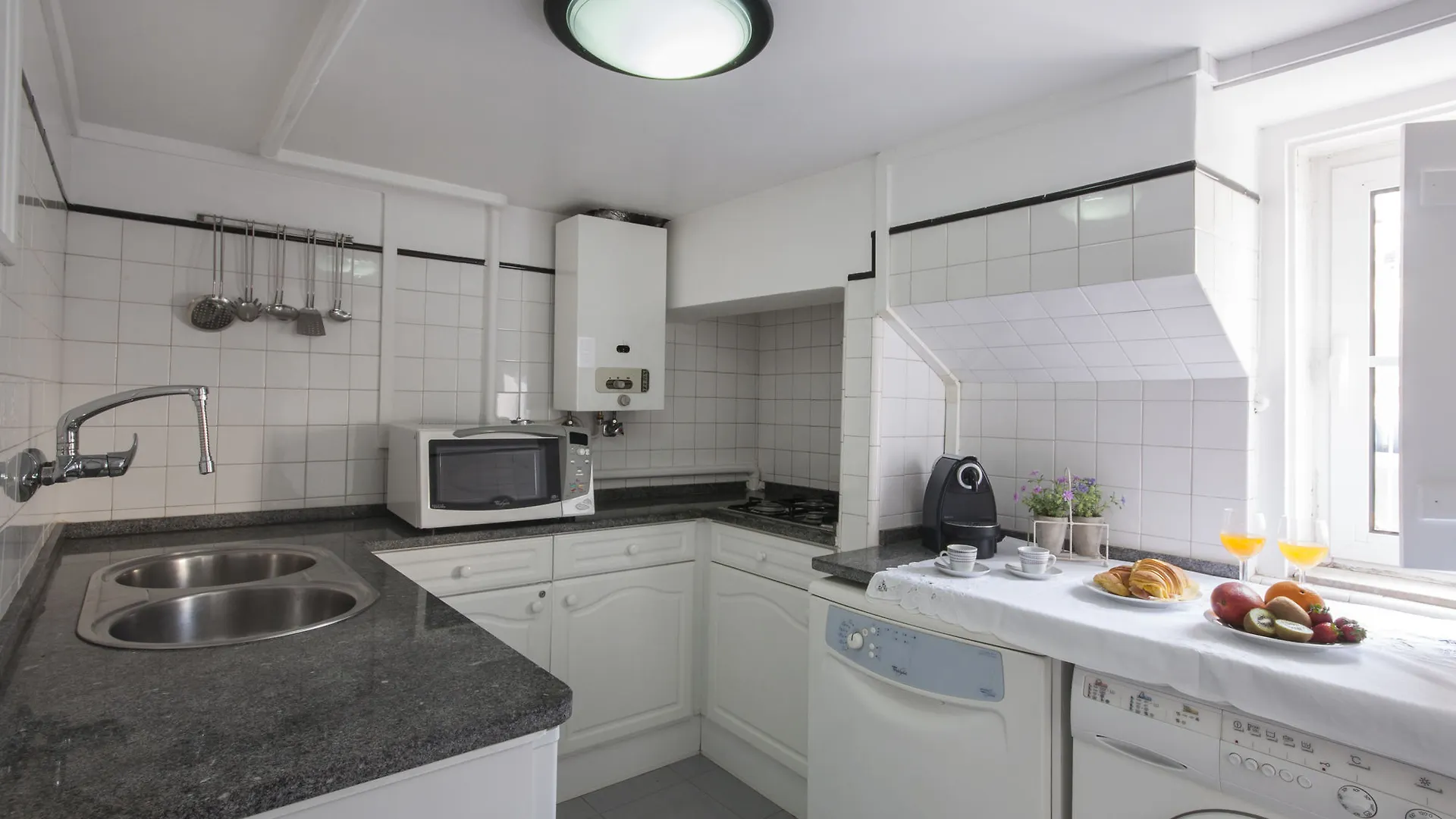 Olivier Apartments - Downtown Лиссабон 0*,